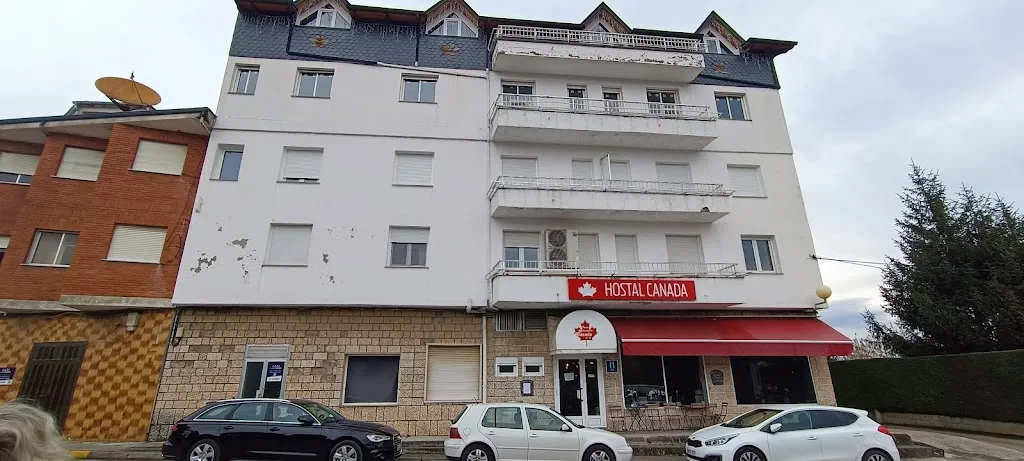 Hostal Canadá_Toral de los Vados_slider_image_1