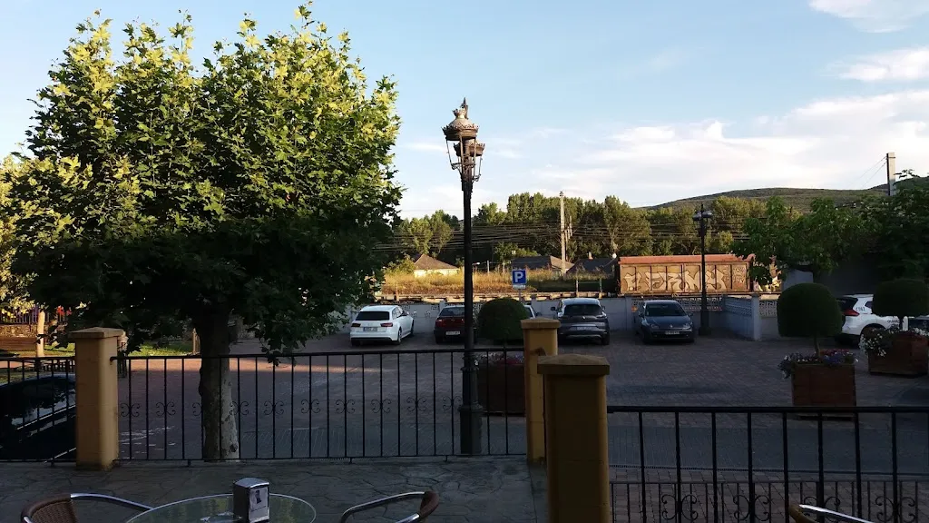 Casa Regueiro_Toral de los Vados_slider_image_3