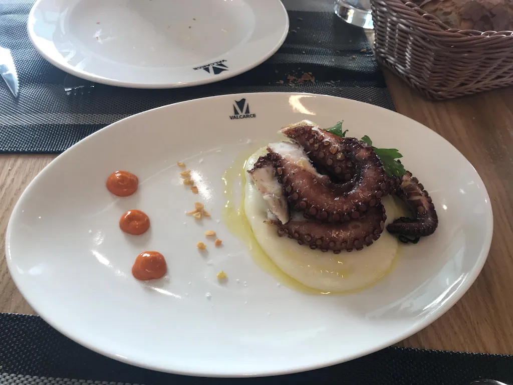 Restaurante La fábrica de Valcarce Villaobispo_Valdefresno_slider_image_3