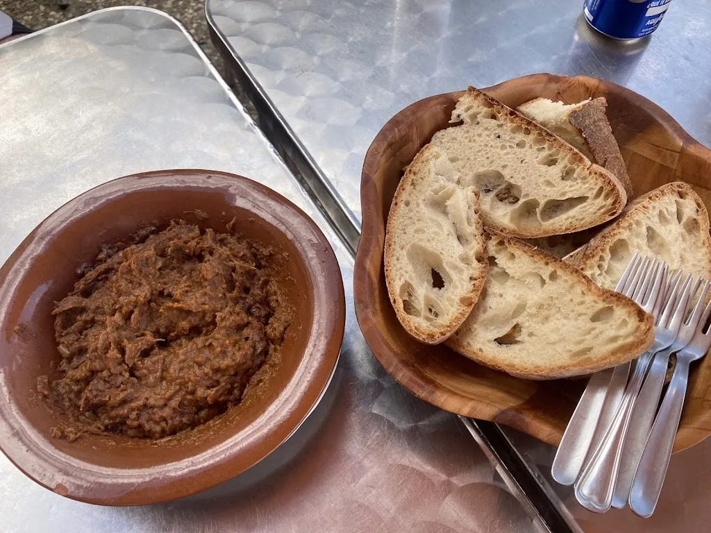 Ignacio Montaldo Lopez_Bar San Froilán_Valdepiélago_review