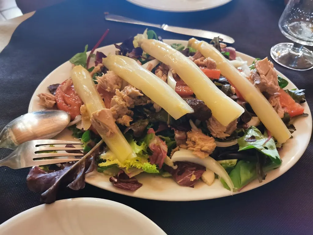 Menu_Restaurante y Centro de Turismo Rural la Venta del Aldeano_Valdelugueros_image_4