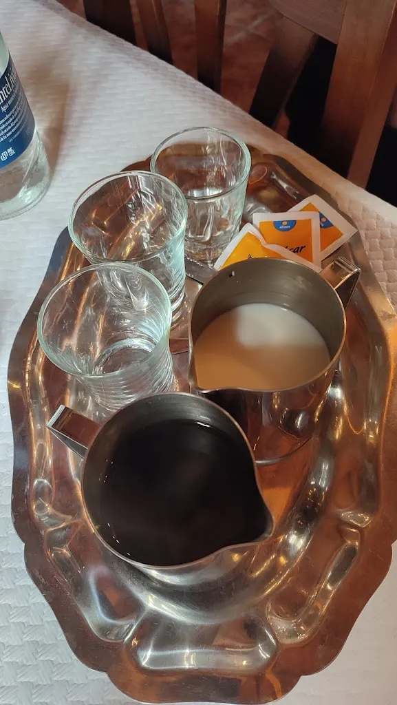 Verónica Piñera Fernández_Restaurante y Centro de Turismo Rural la Venta del Aldeano_Valdelugueros_review