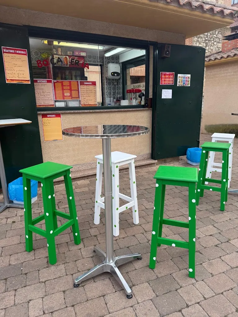 Bocateria Al~Andalus restaurant in Valdefuentes del Páramo