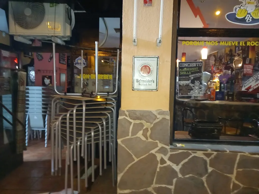 Inspector Bebicer_Pon de Beber_Valderrey_review