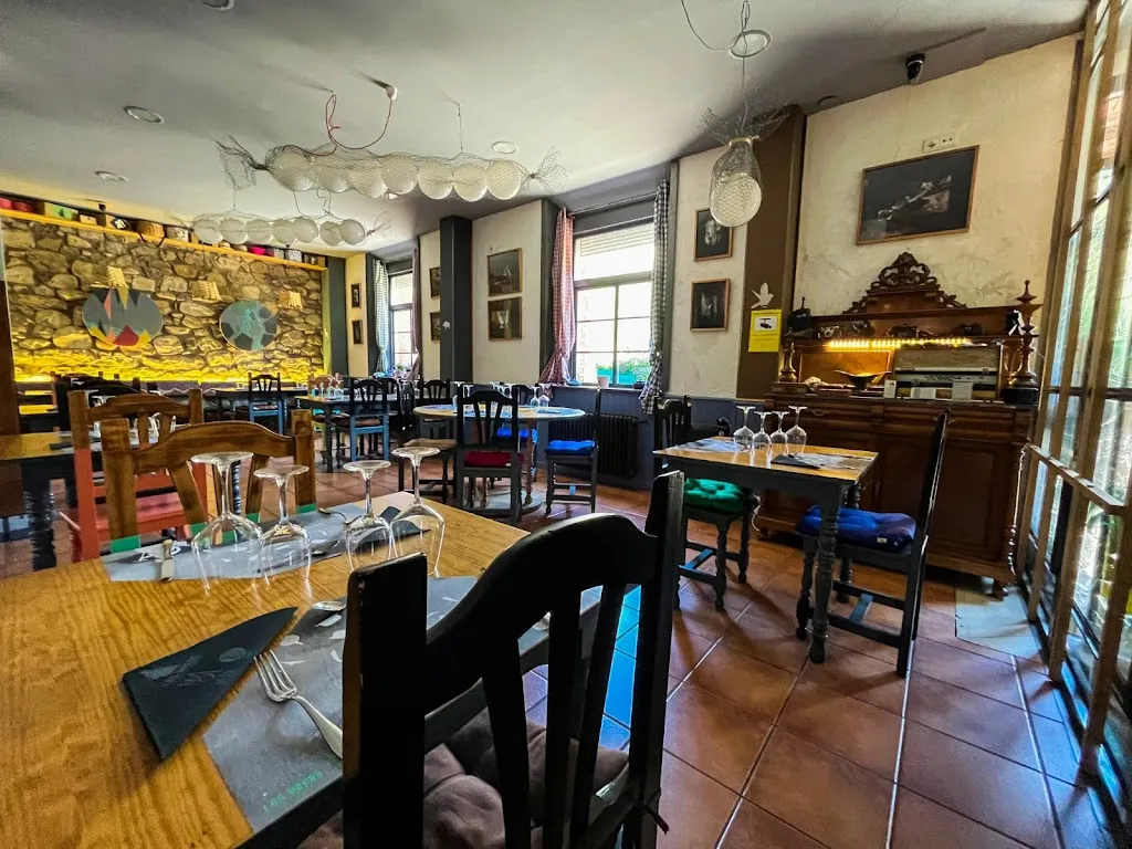 Restaurante Las Rocas restaurant in Vegacervera