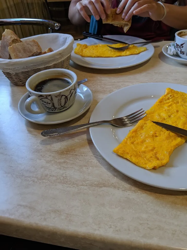 Milan Gatyas_Panadería Cerezales_Vega de Valcarce_review