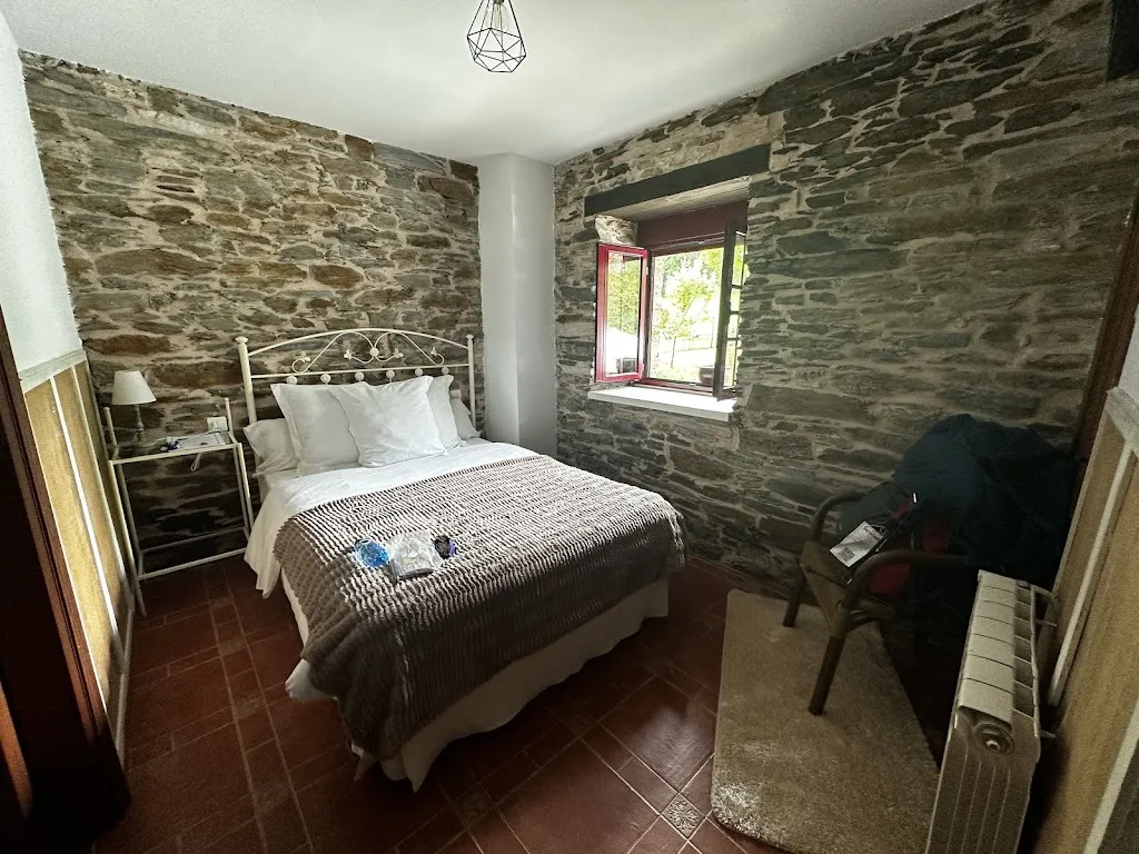 LAS ROCAS_Vega de Valcarce_slider_image_2