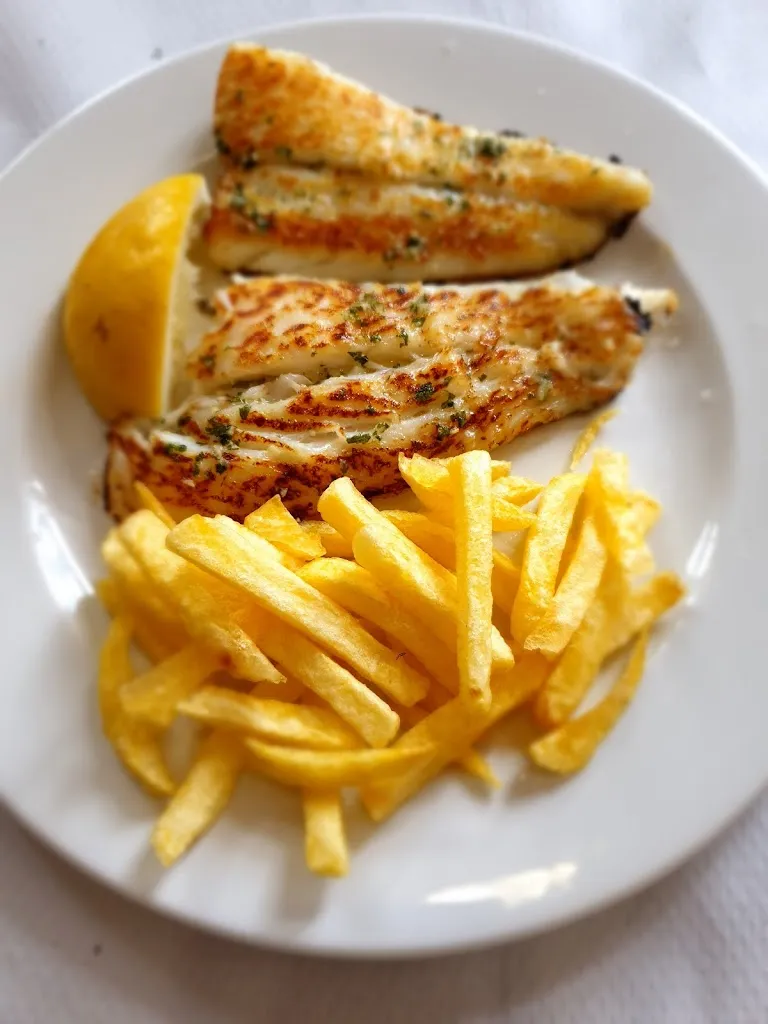 Daniela Porres_Jacires_Vega de Espinareda_review