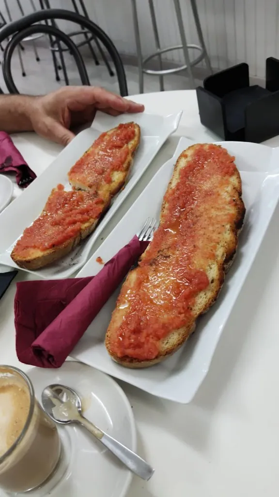 Menu_CAPRICHOS_Vega de Espinareda_image_6