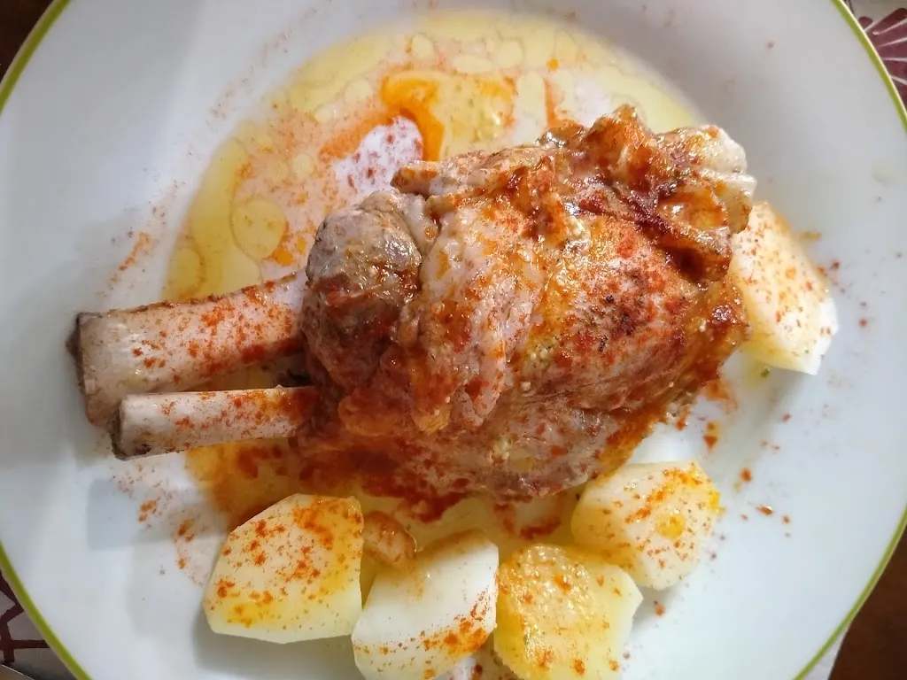 Aida Melu_MIGUEL DIAZ RUIZ S.L._Vega de Espinareda_review