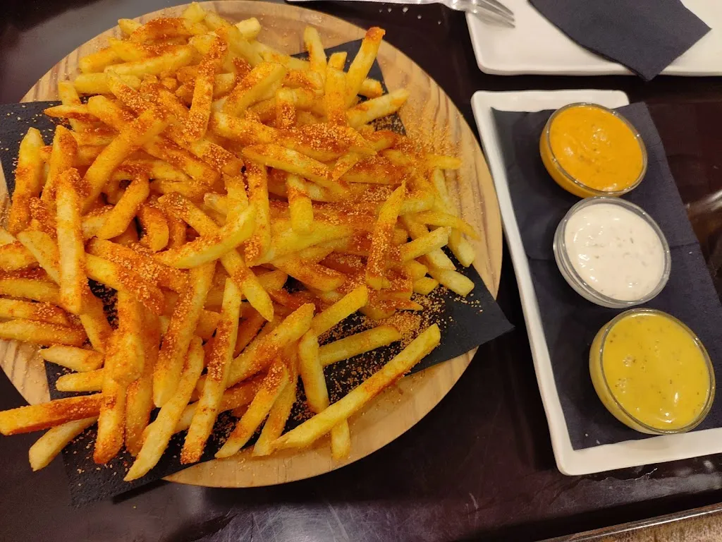 Paola Carrasco_El Jamoncito_Ibi_review