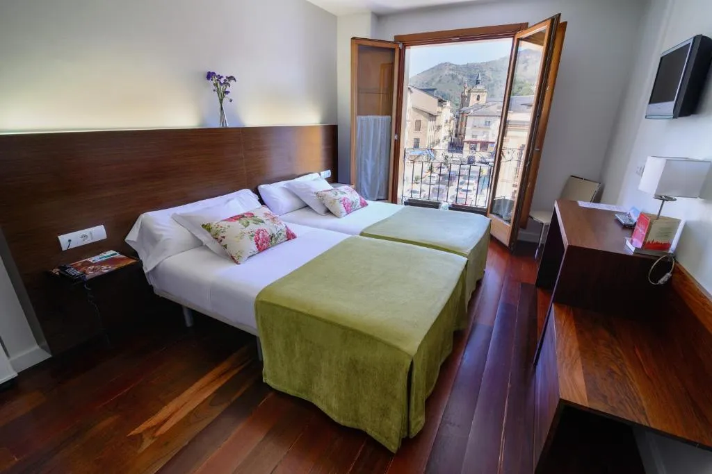 Hotel Posada Plaza Mayor_Villadecanes_slider_image_3