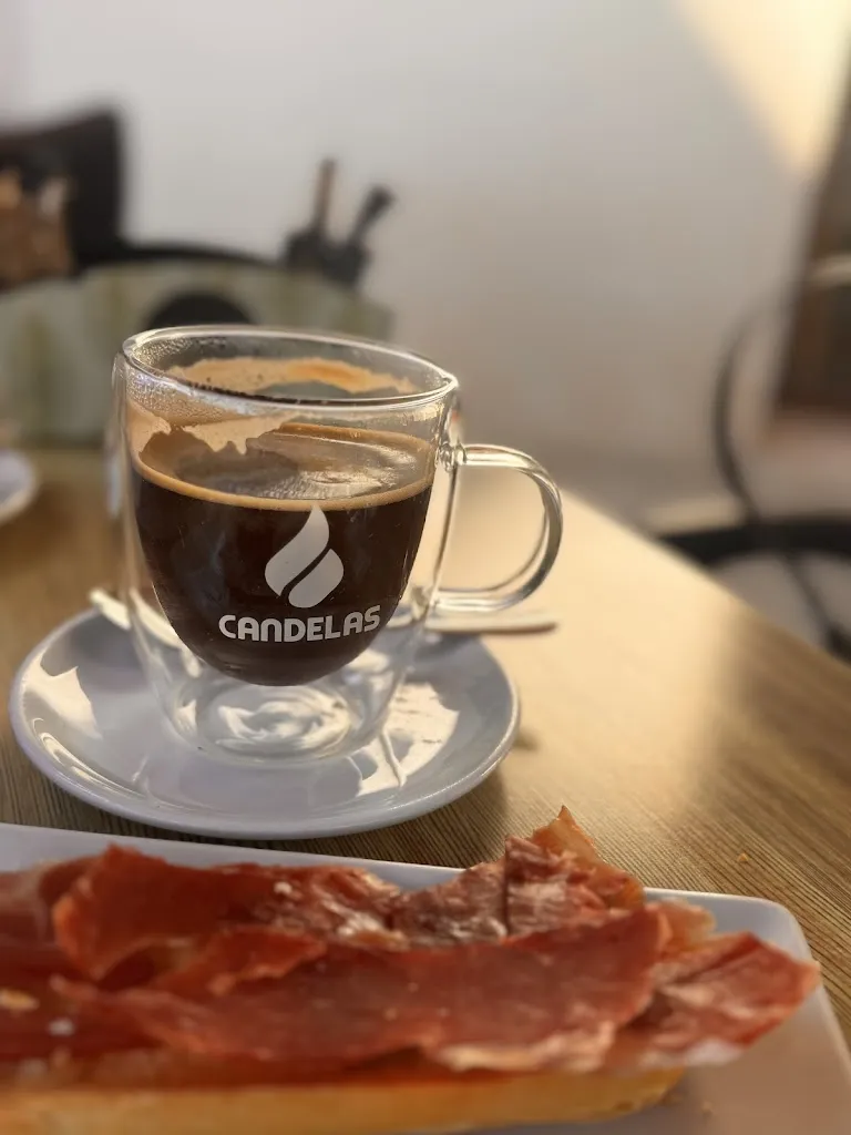 Cafetería d'Azorín_Ibi_slider_image_2