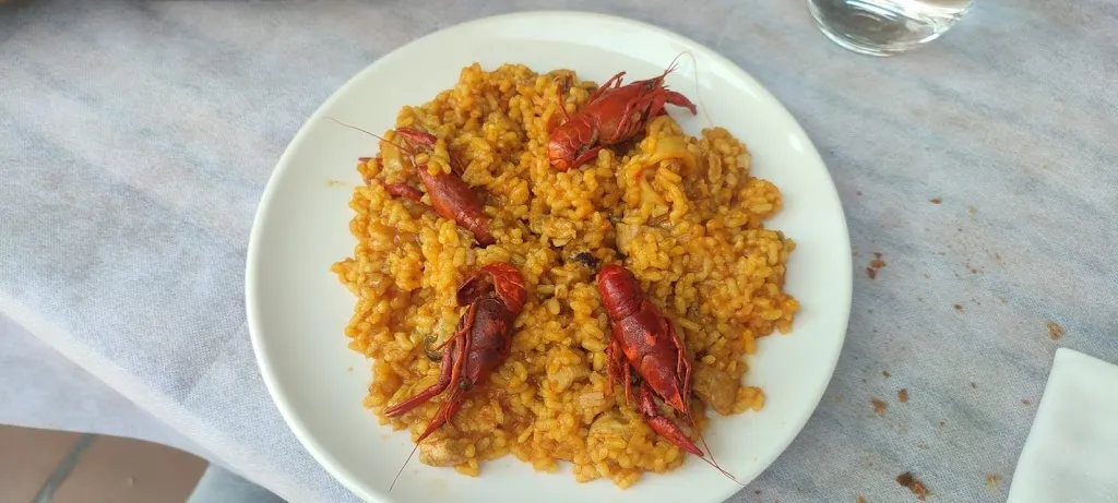 Oliver De La Fuente Ferreras_Casa Alcón_Valencia de Don Juan_review