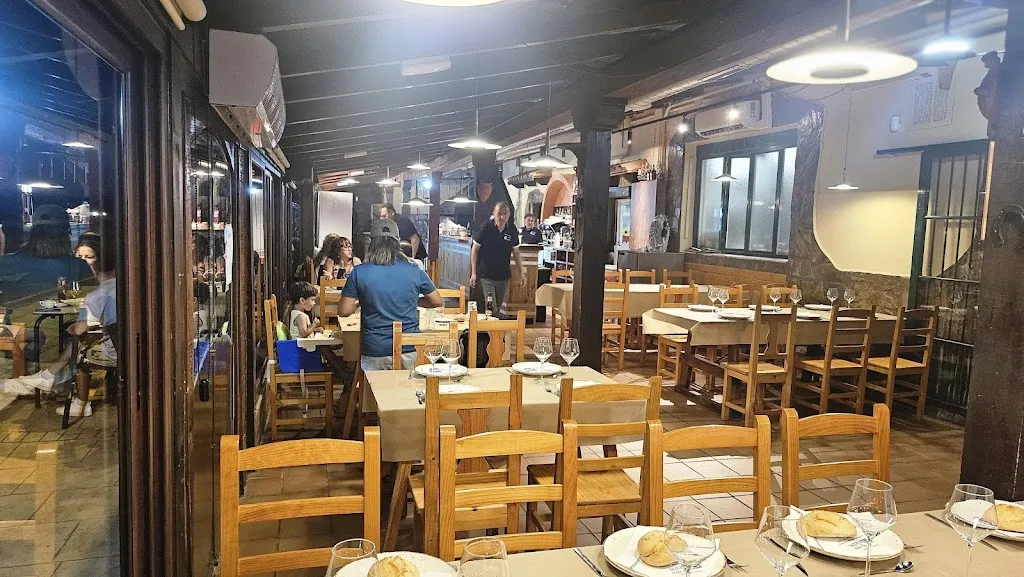 Parrilla Bodega El Viejo Galeón restaurant in Valencia de Don Juan