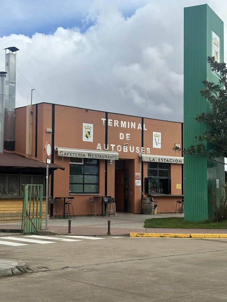 Belén Moreno Garrido_Bar La Estación_Valencia de Don Juan_review