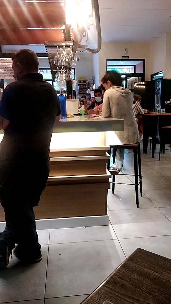 Bar La Estación_Valencia de Don Juan_slider_image_2