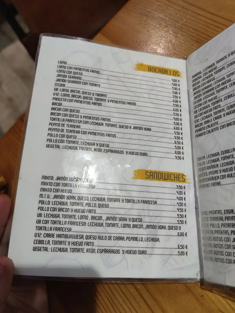 Menu_V8 Bar Bocatería_Valencia de Don Juan_image_1