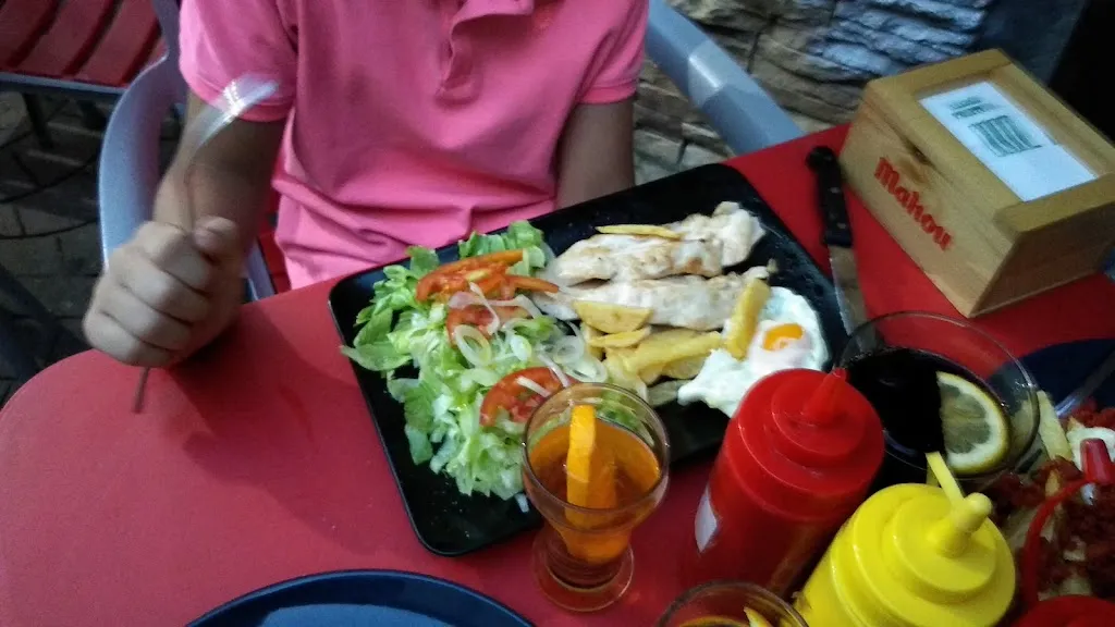 Menu_V8 Bar Bocatería_Valencia de Don Juan_image_5