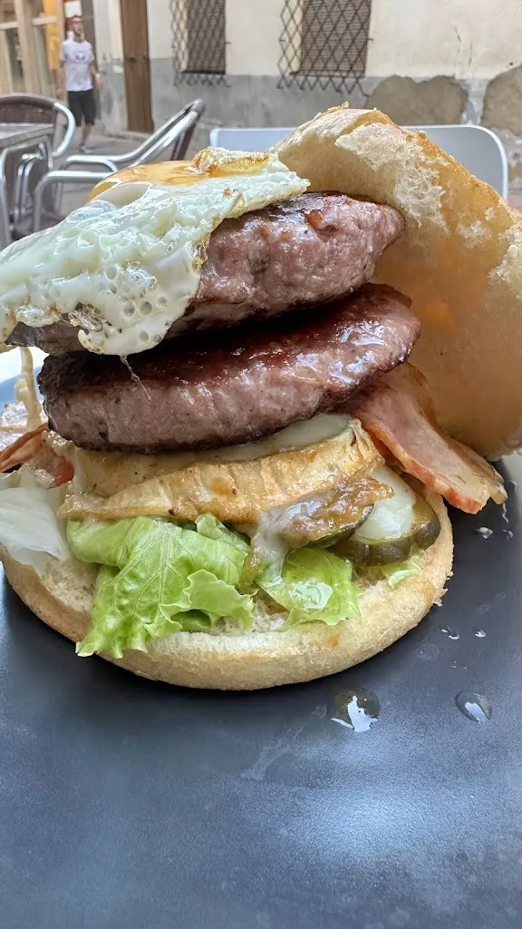 Menu_V8 Bar Bocatería_Valencia de Don Juan_image_9