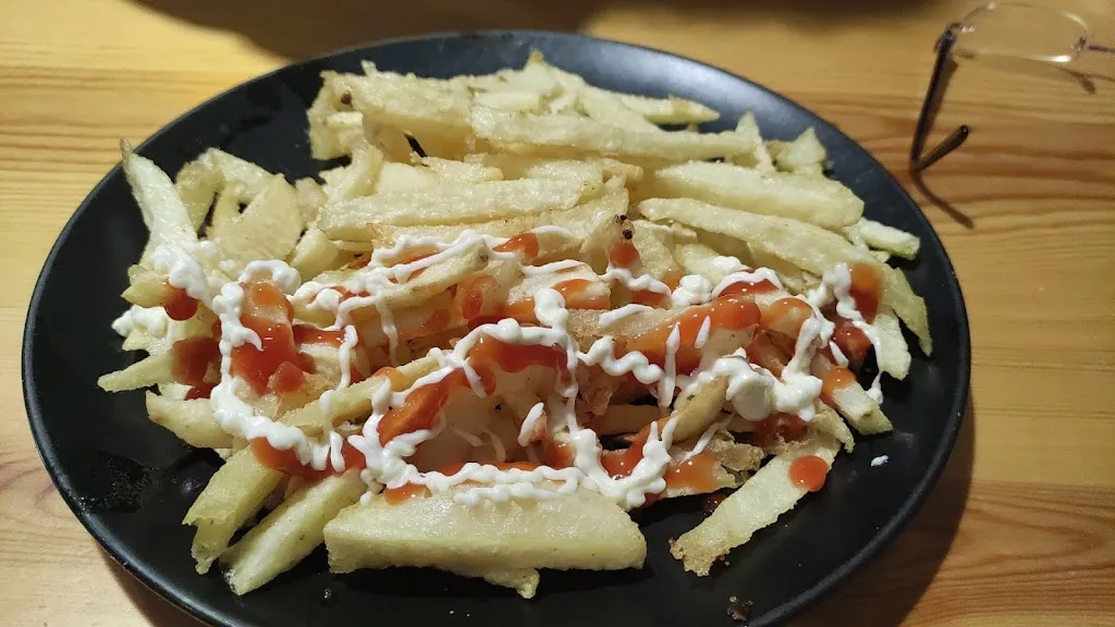 Ines f_V8 Bar Bocatería_Valencia de Don Juan_review