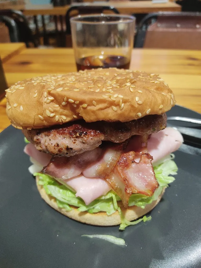 Javi Rnso_V8 Bar Bocatería_Valencia de Don Juan_review