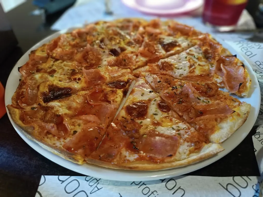 Gummo Pizzería-Hamburguesería_Valencia de Don Juan_slider_image_2