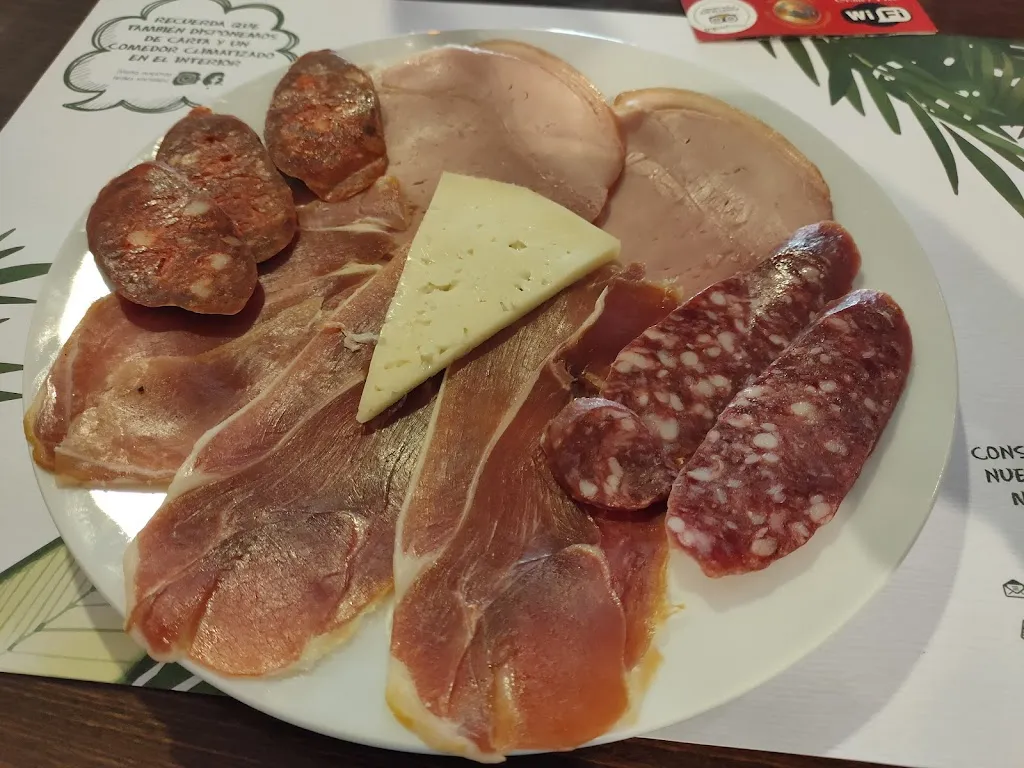 Menu_Bar-Restaurante El Casino_Villafranca del Bierzo_image_7