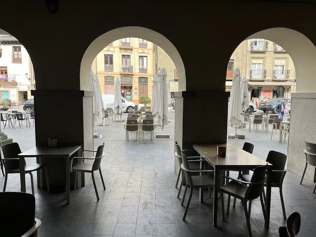 Jim J._Bar-Restaurante El Casino_Villafranca del Bierzo_review
