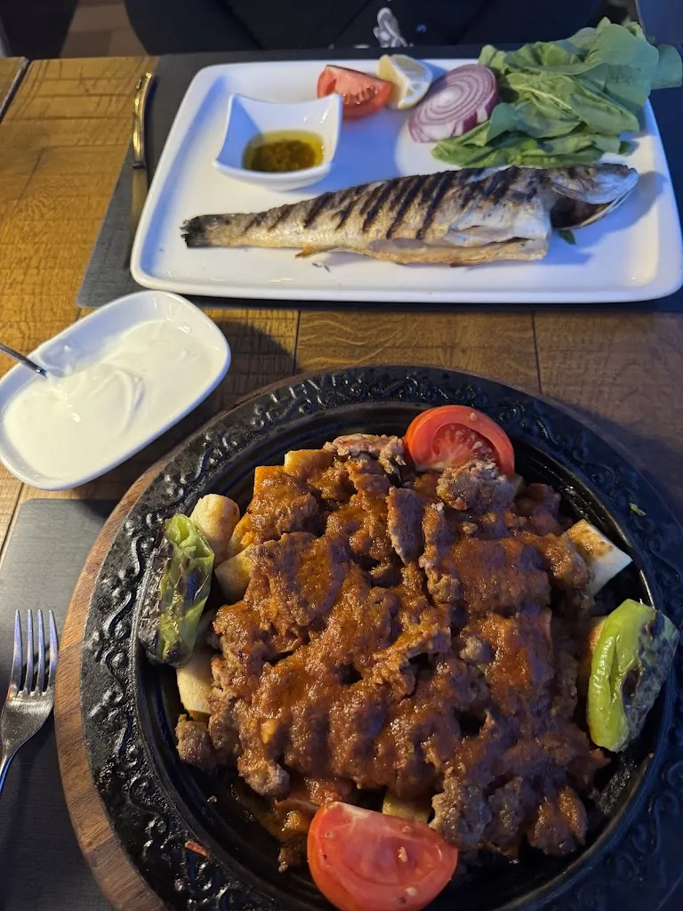 sandra mikhail_Loti Roof Lounge_Turcia_review