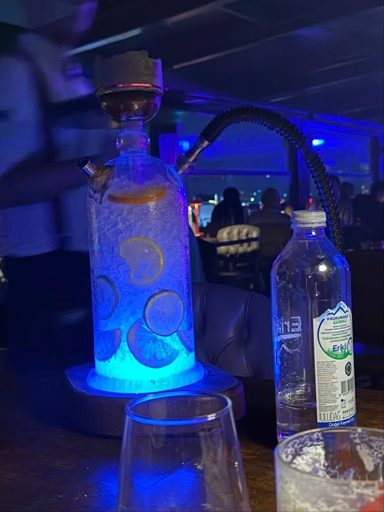 rashida vohra_Lotiz Lounge & Hookah_Turcia_review