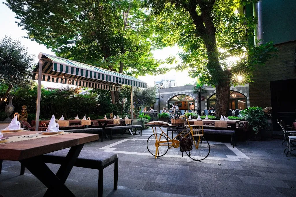 Garden 1897 Restaurant restaurant in Turcia