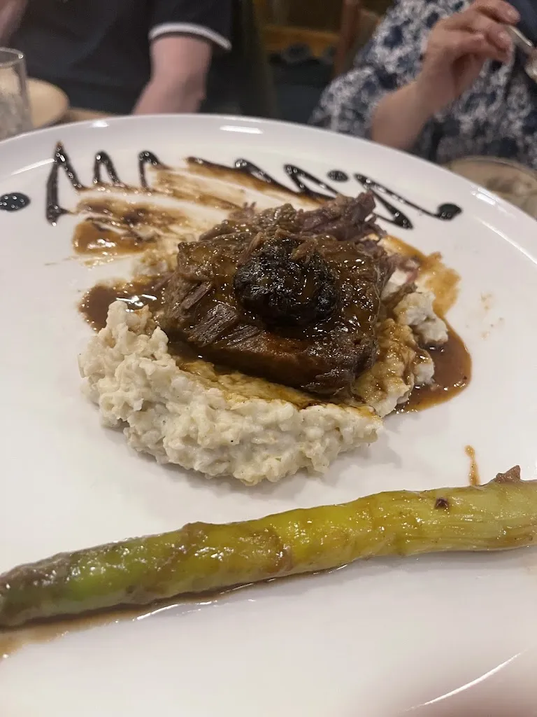 Fatema Mohamedali_Cratus Premium Restaurant & Lounge_Turcia_review