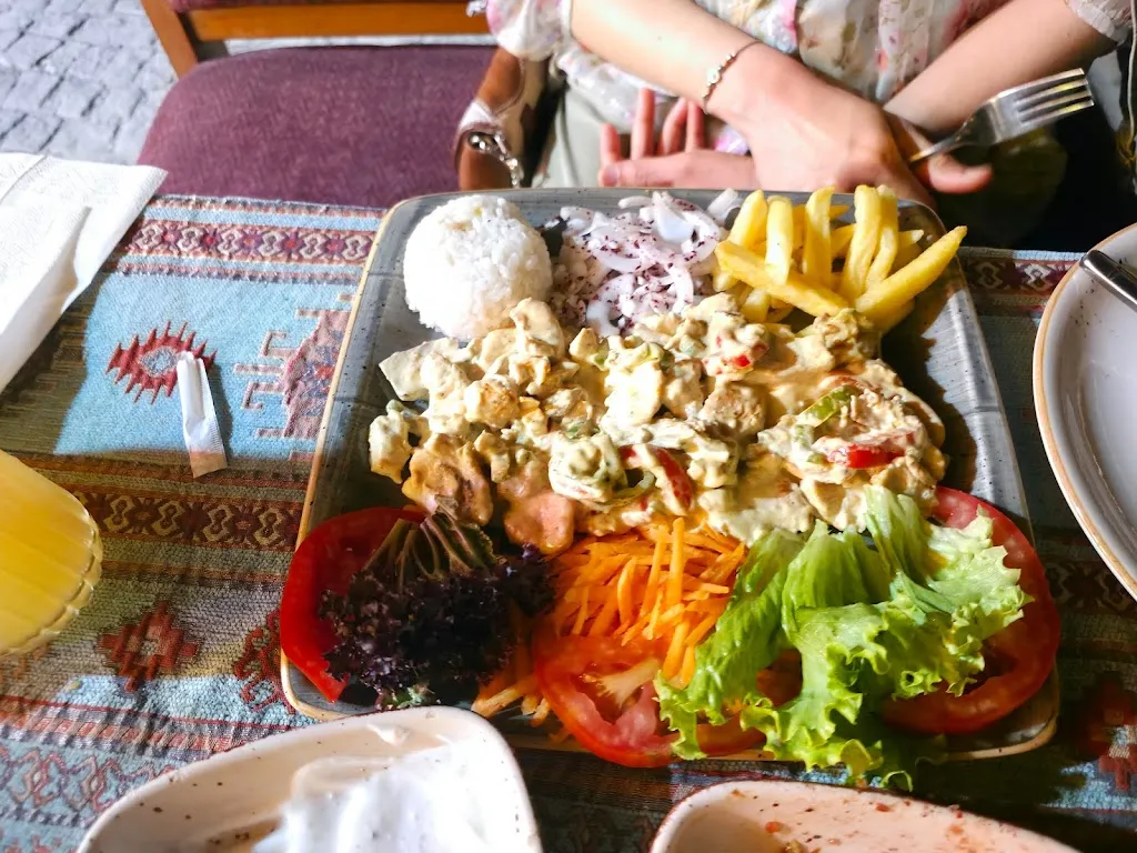 rashida vohra_Valley Hills Cafe & Restaurant_Turcia_review