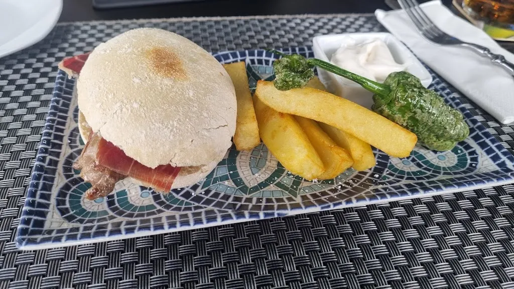 Menu_Restaurante EL Islote Gastrobar_Villamartín de Don Sancho_image_9