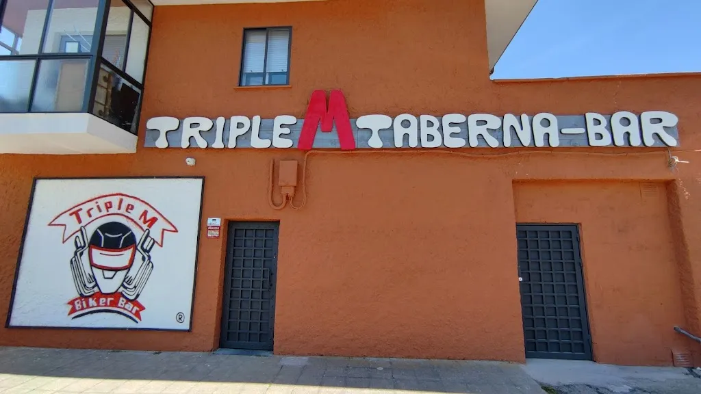 Triple M Taberna Burguer restaurant in Villamanín