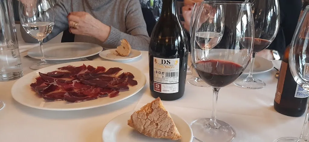 Angélica Guzmán_Casa Estrella_Villaobispo de Otero_recensione