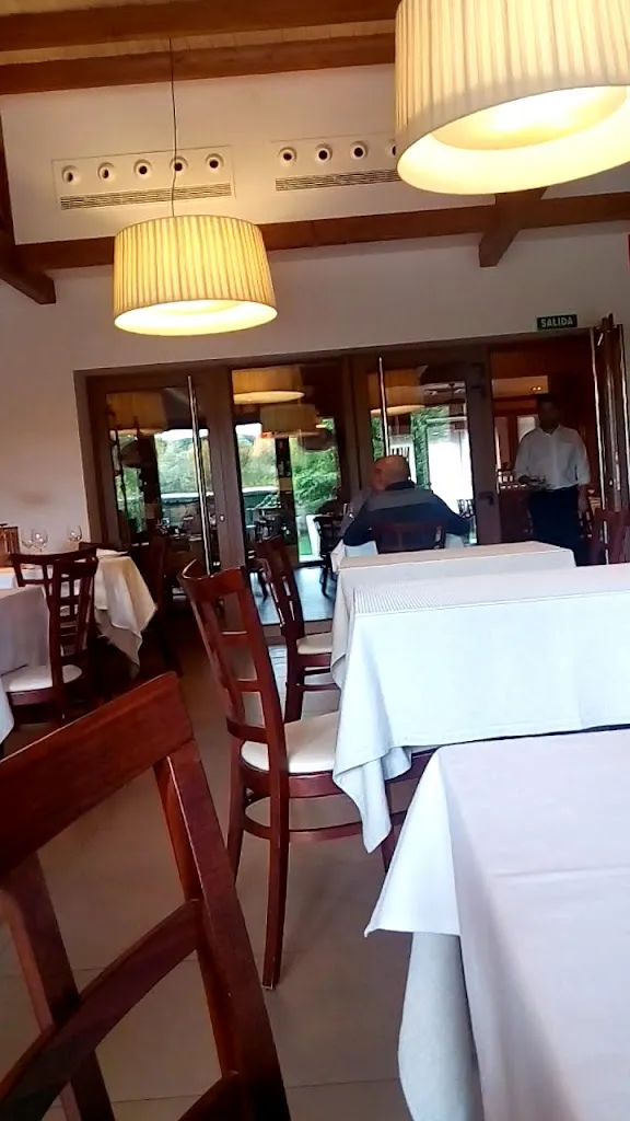 Casa Estrella_Villaobispo de Otero_slider_image_2