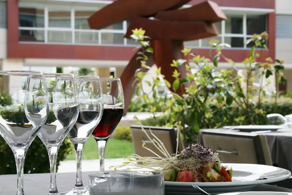 I-HOTEL_Ibi_slider_image_2