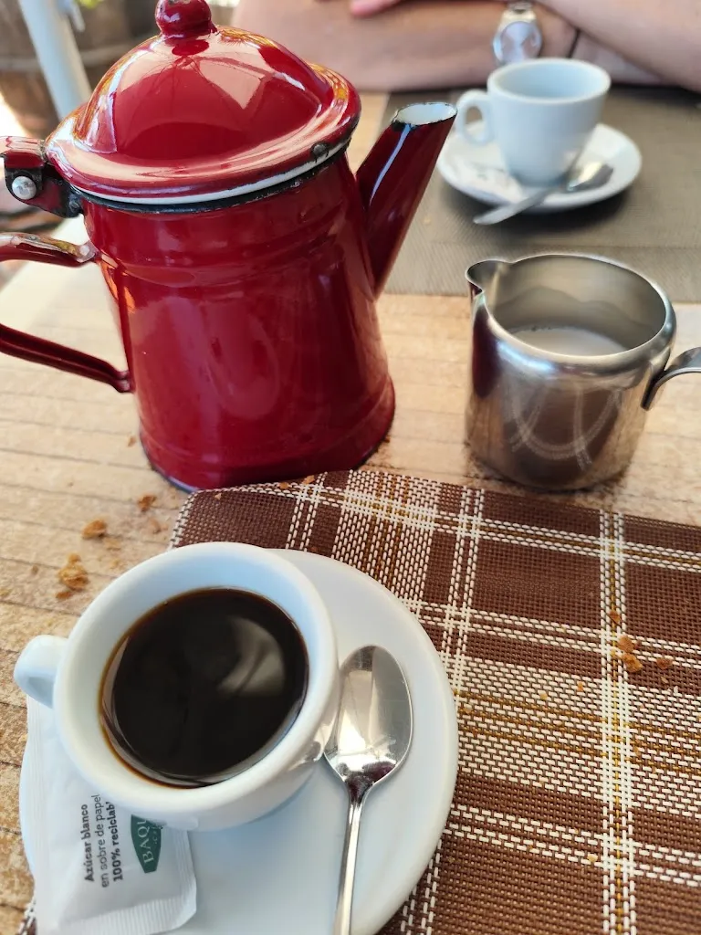 Jesus Salo_CASA RESTY_Villaquilambre_review