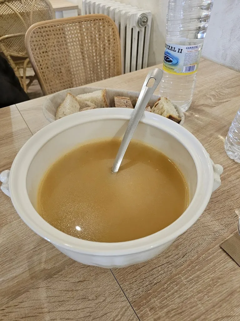 Francisco David Viloria Cabrerizo_Casa Lupe_Villasabariego_review