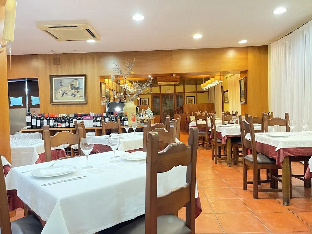 Hostal Dolcet_Alàs i Cerc_slider_image_1