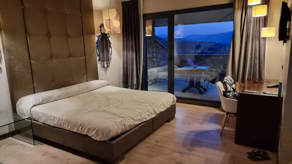 Dolcet L'Hotel_Alàs i Cerc_slider_image_2