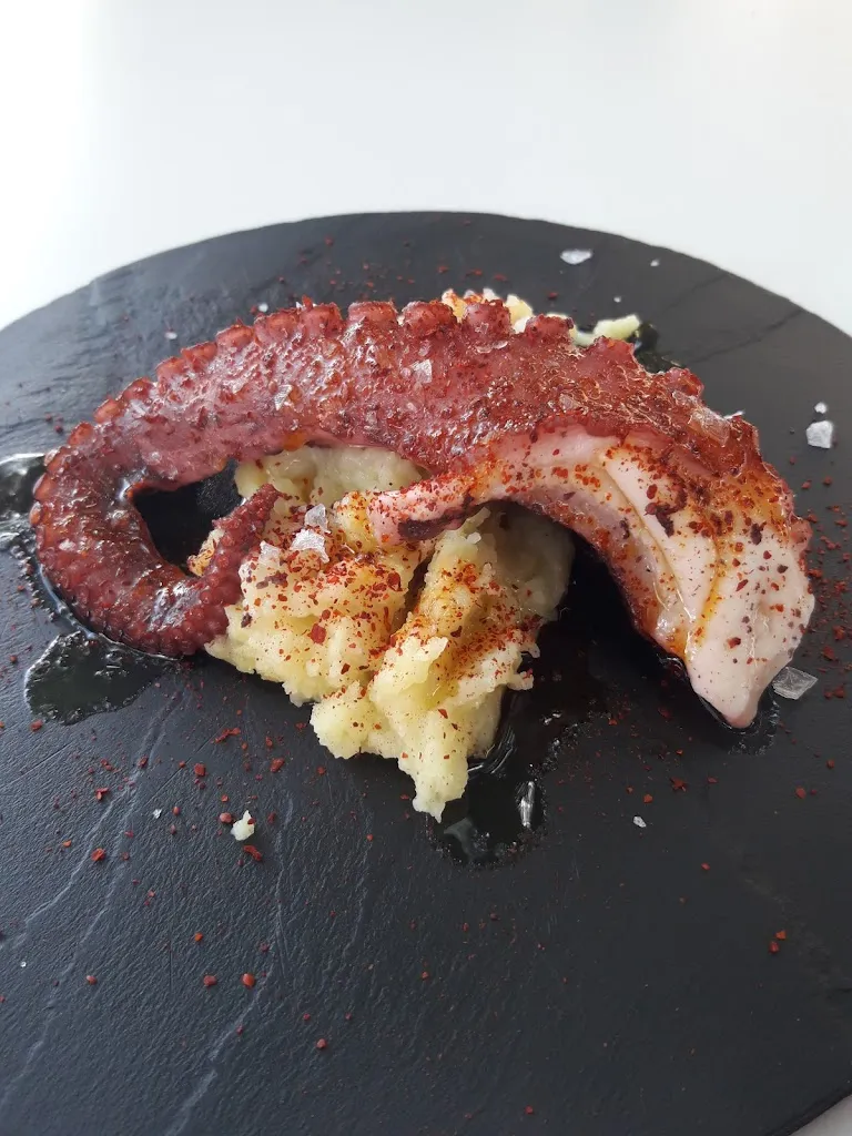 Menü_Bar Varetes_Llíber_Bild_9