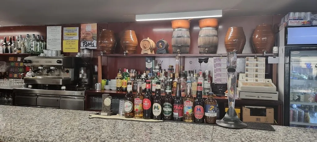 Bar la llar restaurant in Alcoletge