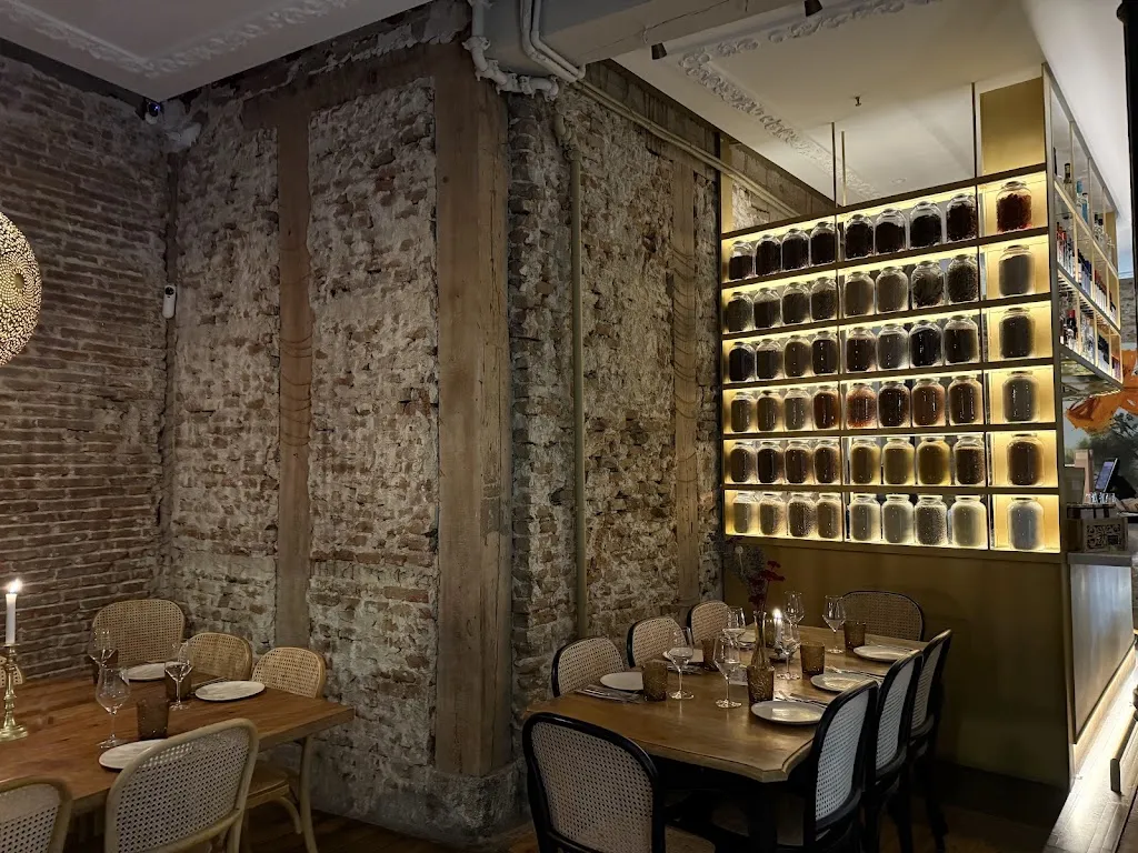 Mune Prado_Millena_slider_image_1