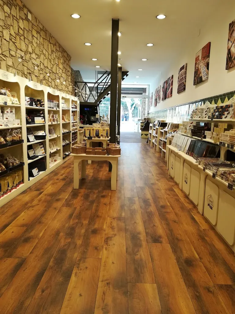 Desi Maulinawati_LA CASA DE LA XOCOLATA, XOCOLATA JOLONCH._Agramunt_review