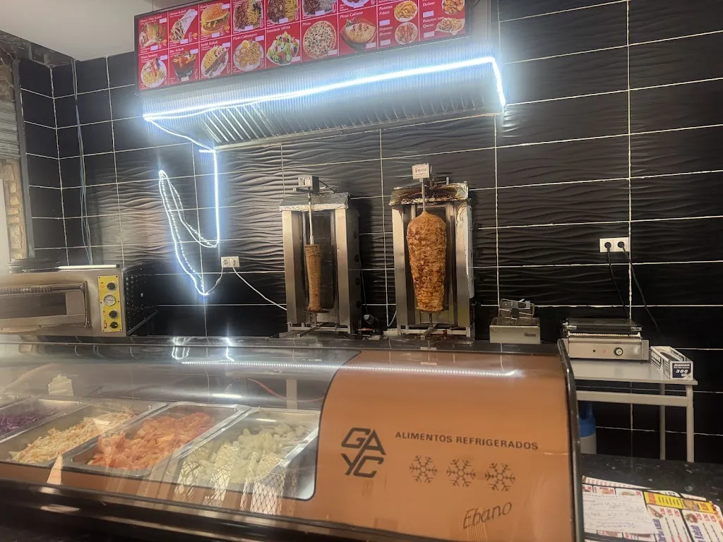 Testy pizzeria doner kebab_Agramunt_slider_image_2