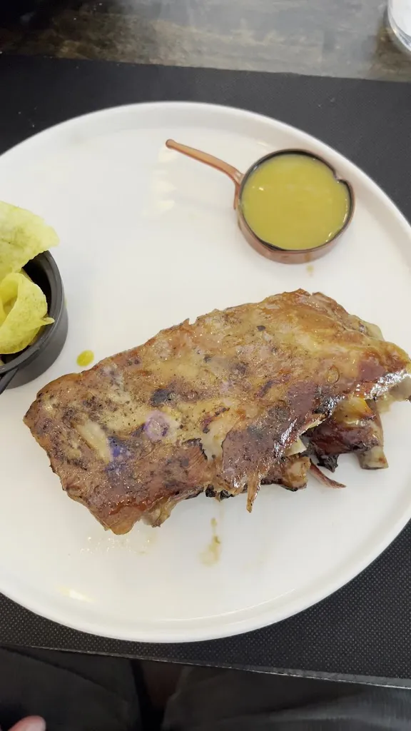 Brunch, Lunch & Munch with Sebastián Velázquez_Restaurant Atípic_Agramunt_review