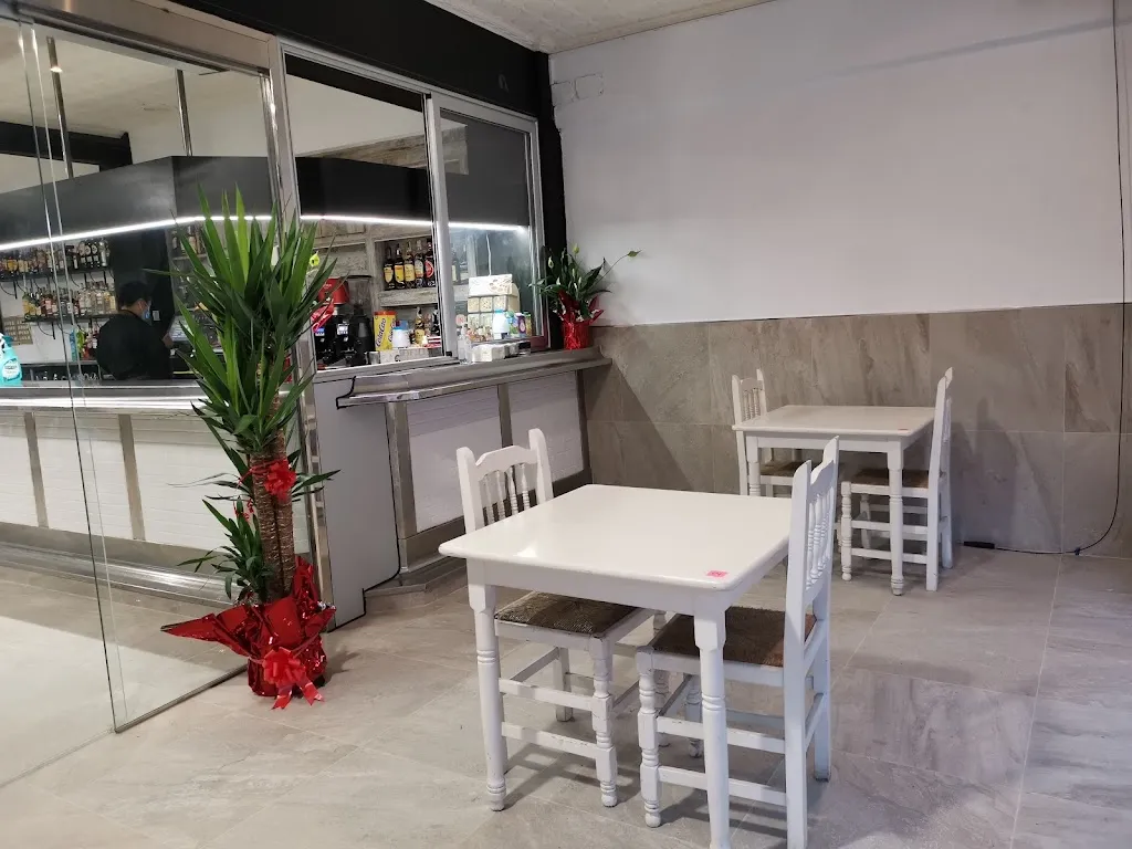 Complex Florida restaurant in Alfarràs